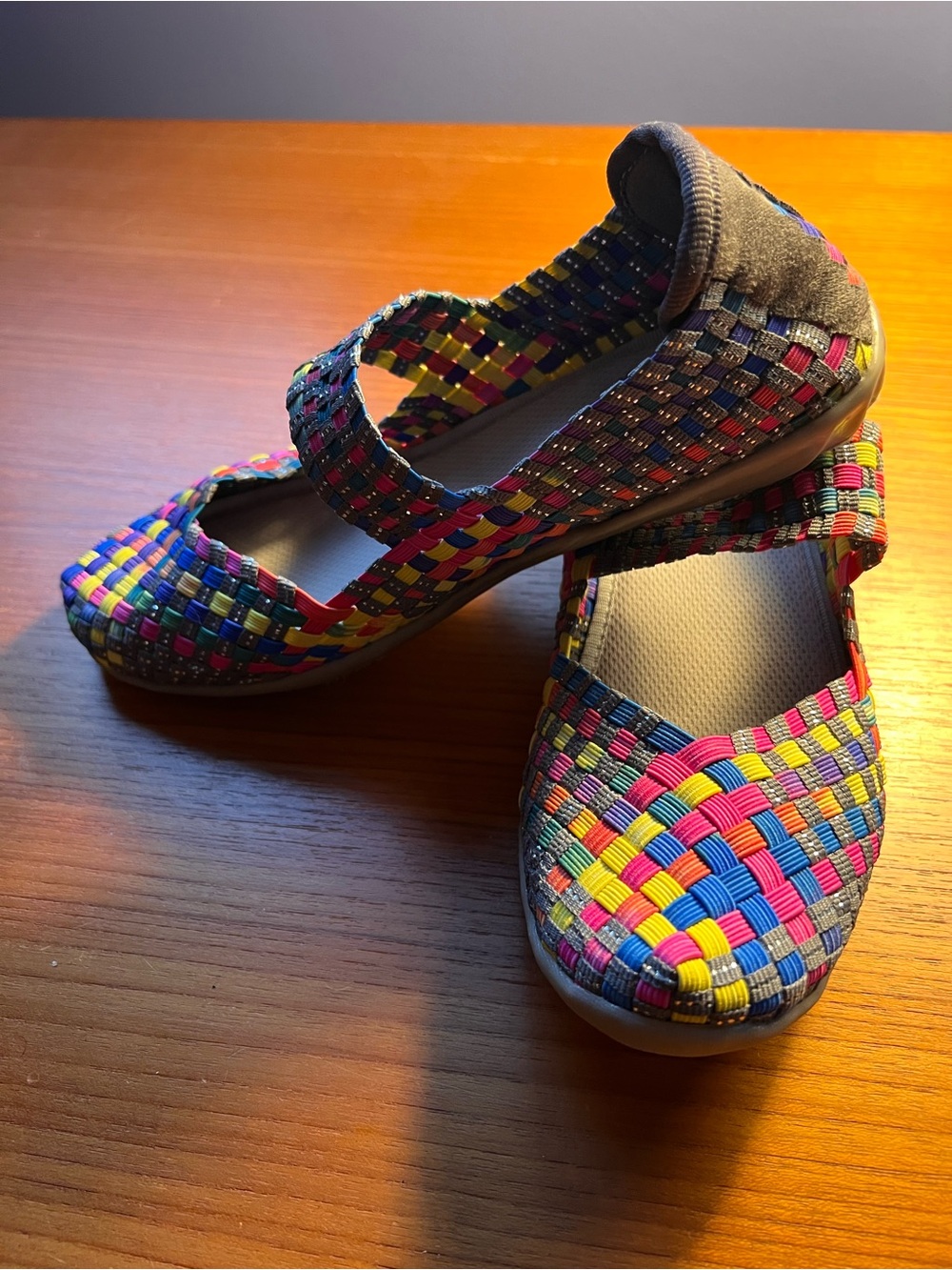 Women’s Size 7 NWT Multicolor Woven Mary Jane Shoes - Comfortable Elastic Fit